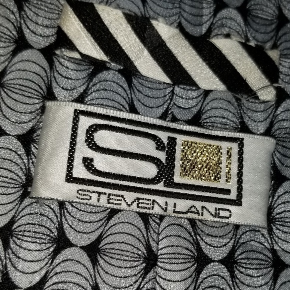 Steven Land Tie - Picture 2 of 3